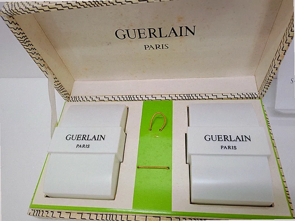 Guerlain Gift Set No.30 Fleurs des Alpes Scented Soaps 1980s 80g x 2 No perfume