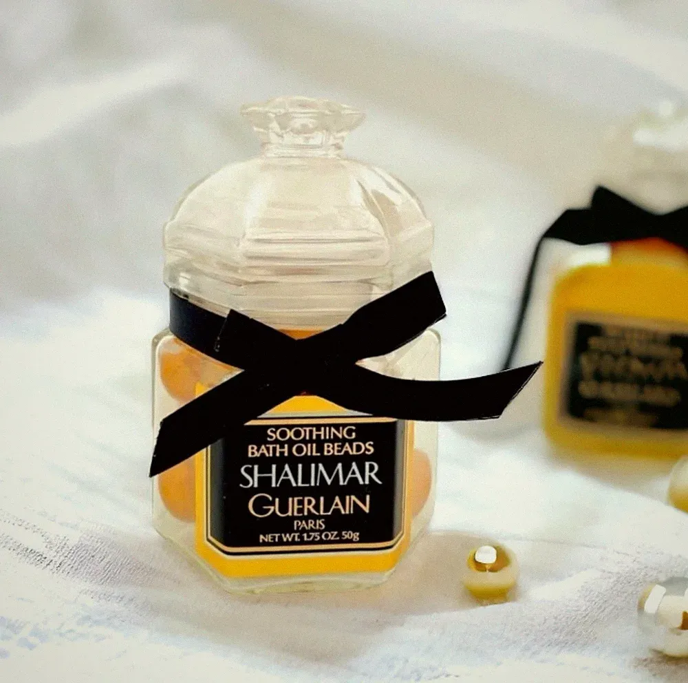 Vintage GUERLAIN Shalimar Bath Oil Beads Perfumed Bath Capsules 1.75 oz Sealed